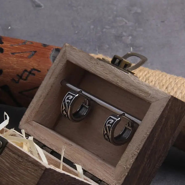 Geometric Huggie Hoop Earrings for men Stainless Steel Circular Round Trendy Hip Hop Rock Rap Jewelry for Boys with wooden box